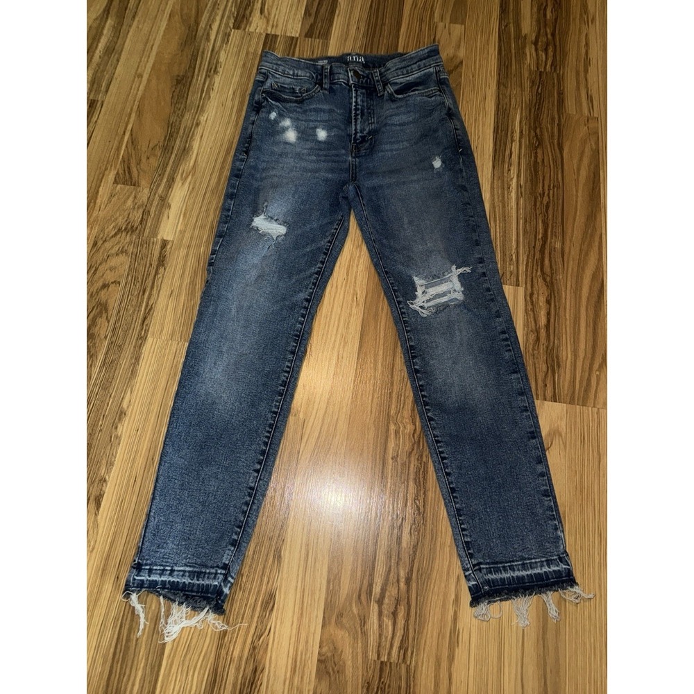 ANA Women's Sz 6 High-rise Straight Jeans ‎ distressed Raw Hem